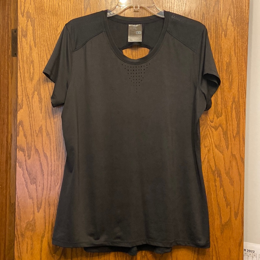 Black work out t-shirt